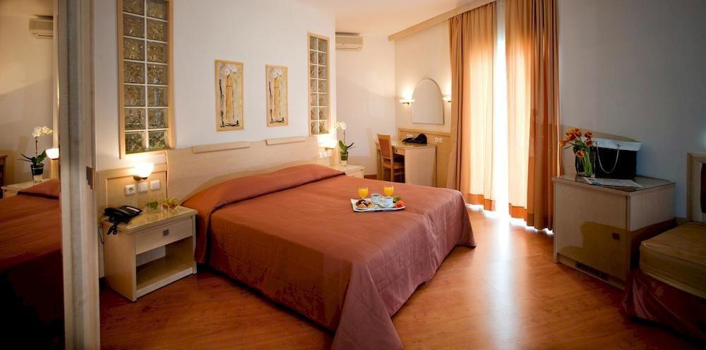 Semiramis Hotel 4*